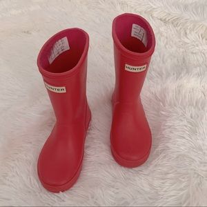 hunter matte red rain boots